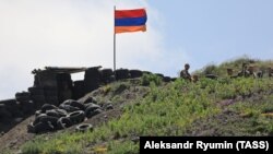 Հայաստանի Զինված ուժերի զինծառայողները Ադրբեջանի հետ սահմանի Սոթքի հատվածում, հունիս, 2021թ․