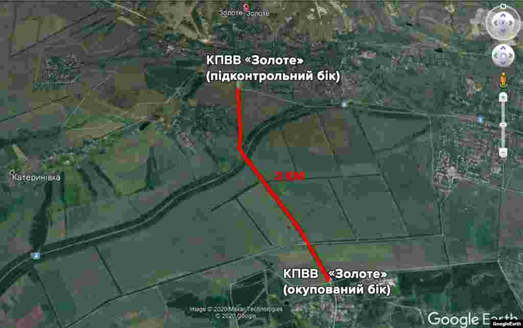 Підконтрольна Україні та окупована частина КПВВ «Золоте» з'єднані дорогою, яку відремонтувала українська сторона. Дорогою можна рухатися автотранспортом та пішки. Відстань між блокпостами – близько 3 кілометрів. 