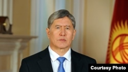 Алмазбек Атамбаев.