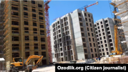 Many Russians who are coming to Uzbekistan want to invest their money in real estate, which is seen as more stable than the fluctuating currencies.