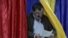 Tot mai dezamăgiți de politică, din motive care merg de la incapacitatea actualei coaliții de guvernare de a rezolva probleme care țin de scăderea nivelul de trai la lipsa alternativei și a liderilor care să inspire, oamenii ar putea să absenteze de la votul de peste doi ani. 