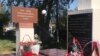 Баткен окуяларына арналган эстеликтердин бири. Талас.