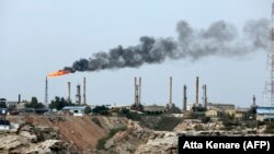 Naftni pogon na obali Zaliva, Iran