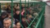 Чек ара кризиси: Бишкек эл аралык уюмга кайрылды