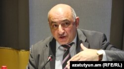 Борис Навасардян