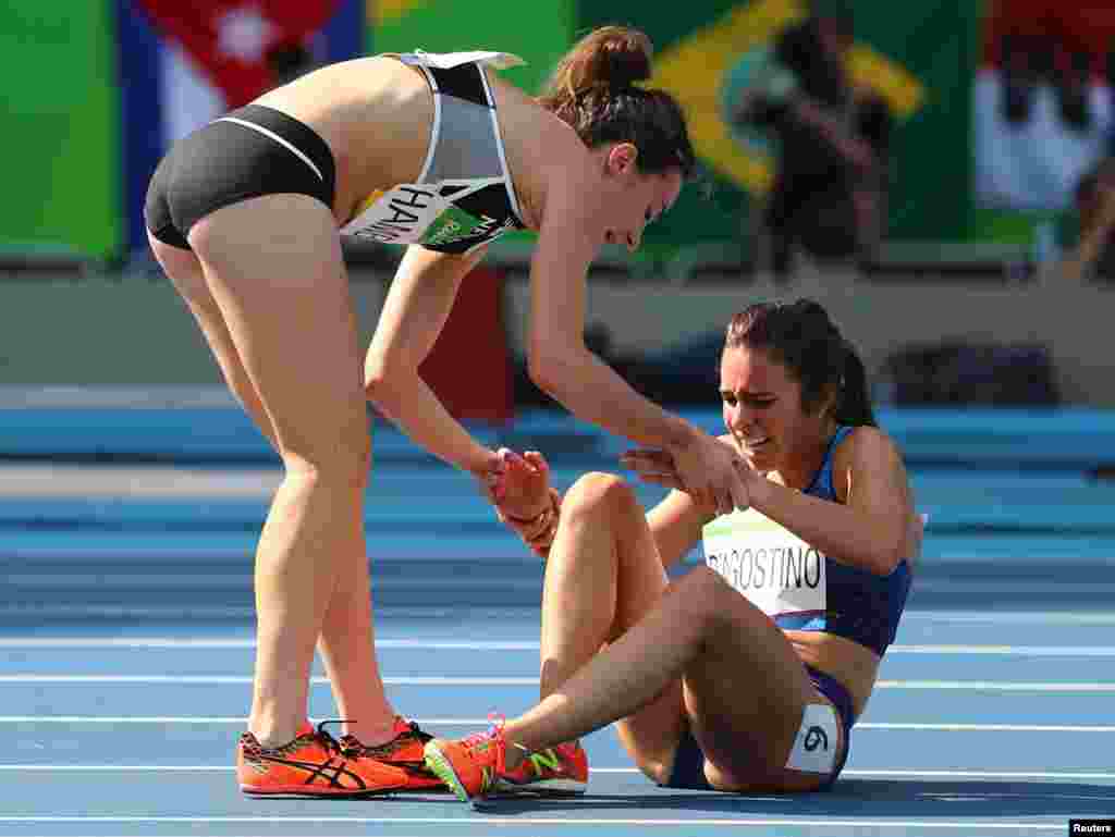 The spirit of good sportsmanship shone brightly when American runner Abbey D'Agostino (right) and her 5,000-meter-race competitor Nikki Hamblin, of New Zealand, collided and fell to the track. Instead of jumping up and continuing to race, D'Agostino stopped to help Hamblin get up. Later in the race, when the injured D'Agostino was struggling to run, Hamblin stopped and assisted her.