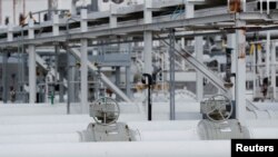 
«Росія більше не може шантажувати нас (поставками енергоносіїв)», – сказав прем'єр-міністр країни Петро Фіала.