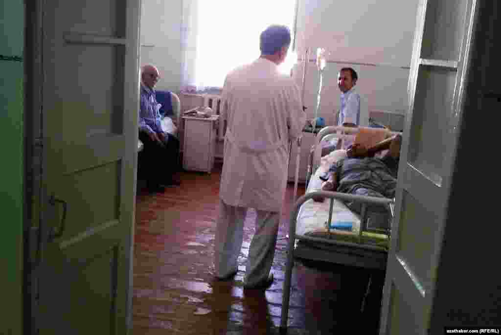 An oncology center in Turkmenabat 