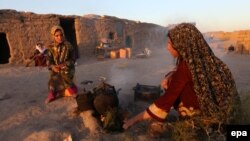د کډوالو یو پخوانی انځور. عکس له ارشیفه