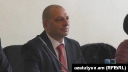 Վանաձորի համայնքապետի պաշտոնակատար Արկադի Փելեշյան, արխիվ