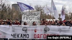 Okupljeni studenti i građani ispred Ministarstva zdravlja, 17. mart 2025.