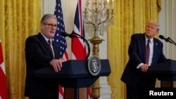 Британският премиер Киър Стармър и американският президент Доналд Тръмп се срещнаха в Белия дом, 27 февруари 2025 г.