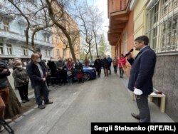 Під час встановлення пам’ятної таблиці