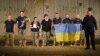 «Це – наші історії»: ветерани бойових дій на Донбасі грають самих себе в документальній виставі «Голоси» 