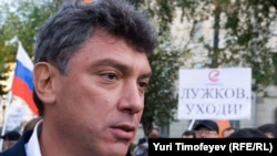 Boris Nemtsov at a previous Solidarity demonstration