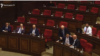 «Ոտքից գլուխ արան ես». «տղայական» լեզվակռիվ Արգիշտի Քյարամյանի և Հովիկ Աղազարյանի միջև ԱԺ-ում