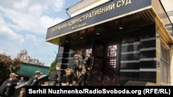 Під час обшуків НАБУ в Окружному адміністративному суді Києва (ОАСК), 26 липня 2019 року