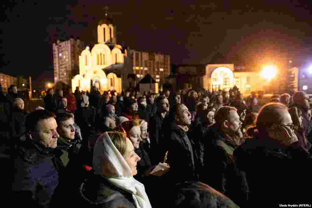 An all-night Easter vigil is held in the Belarusian capital, Minsk, on April 19.