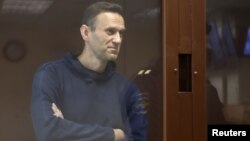 Kremlin critic Aleksei Navalny at his court hearing in Moscow on February 5. 