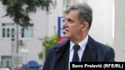 Nakon što je priznao da je bio vođa kriminalne grupe, Svetozar Marović je umesto na odsluženje kazne polovinom 2016. otišao u Beograd zbog navodnog bolničkog tretmana, na fotografiji u Podgorici, april 2014. godine