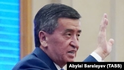 Сооронбай Жээнбеков.