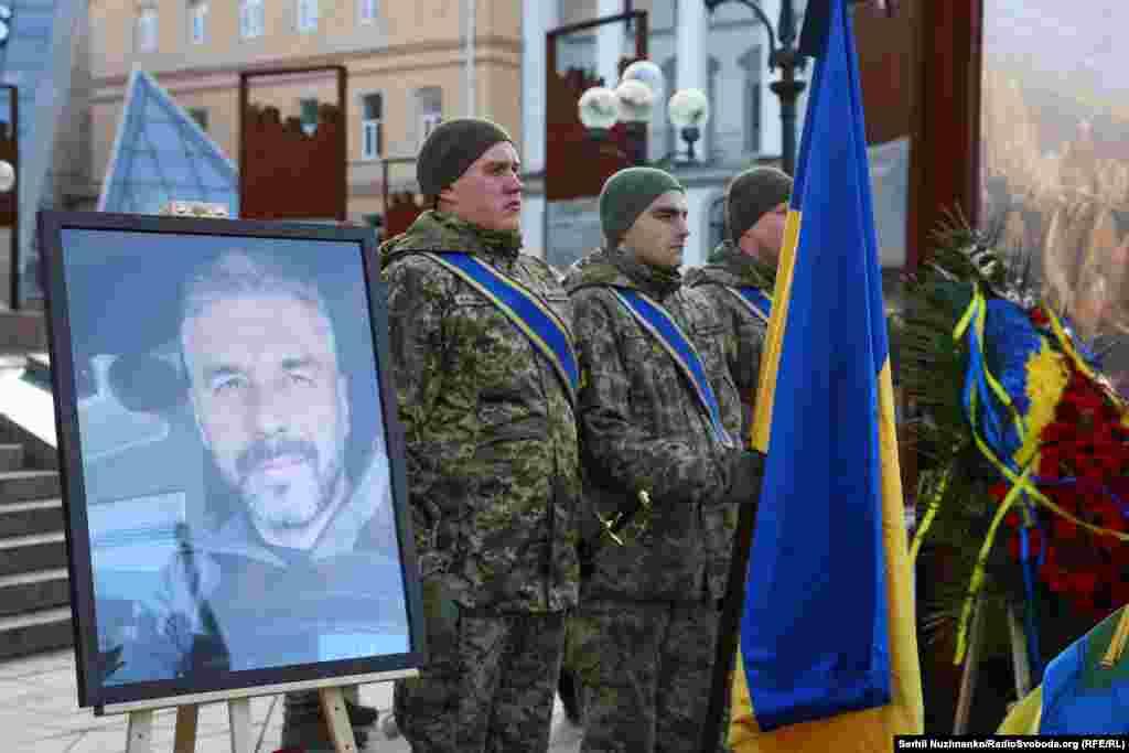 Руслан Ганущак фіксував події на майдані Незалежності під час Революції Гідності. Він є автором відео на якому зафіксовано момент вбивства двох Героїв Небесної сотні – Ігоря Дмитріва та Андрія Дигдаловича, а також момент евакуації поранених та вбитих учасників Революції Гідності до готелю «Україна». На відео, знятому Русланом, видно, як спецпризначенці стріляють з-за сміттєвої барикади