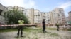 У Києві двоє дівчаток загинули через падіння з 15-го поверху