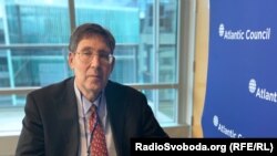 Президент Росії Володимир Путін та його оточення бояться нових санкцій США, заявив колишній посол США в Україні Джон Гербст