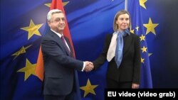 Հայաստանի նախագահ Սերժ Սարգսյան և Եվրամիության արտաքին քաղաքականության պատասխանատու Ֆեդերիկա Մոգերինի, Բրյուսել, 23-ը նոյեմբերի, 2017թ.