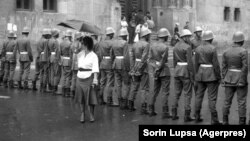 Liderii politici ai României din iunie '90 au fost puși din nou sub acuzare de crime împotriva umanității, pentru acțiunile în dosarul „Mineriada”.