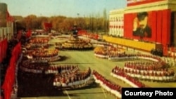 Ошол кездеги Фрунзе шаарында бул күн чоң шаан-шөкөт менен өтчү