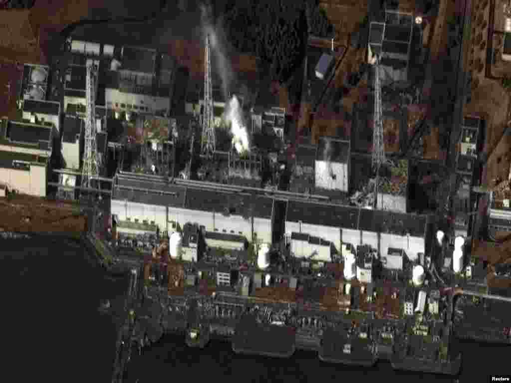 Oštećenja u u nuklearnoj centrali “Fukušima“ nakon zemljotresa i cunamija, 16.03.2011. Foto: Reuters / DigitalGlobe