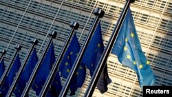  Zastave Evropske unije ispred sjedišta Komisije u Briselu, Belgija, 14. novembar 2018.