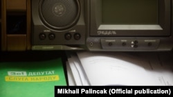 Хоча консультативна рада планується як дорадчий орган, народні депутати побоюються, що її створення підважить позицію Києва щодо визнання подій на Донбасі збройною агресією з боку Росії