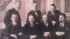 Кіраўнікі місій БНР у эўрапейскіх краінах, 1919 год. Сядзяць (злева направа): Яўген Ладноў, Васіль Захарка, Мікола Вяршынін, Леанард Заяц; стаяць: Лявон Вітан-Дубейкаўскі, Янка Чарапук, Яўхім Бялевіч. 