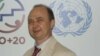 Абазов: Бийликке билимдүү жаштар аралашсын