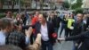 Senad Hadžifejzović na protestima podrške nakon napada