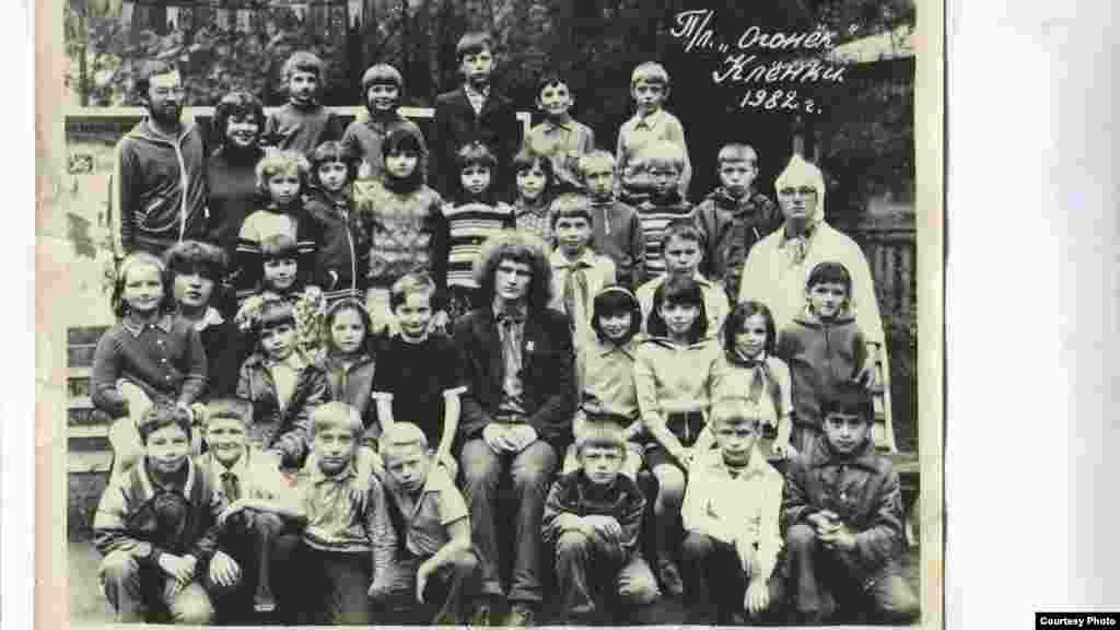 Алесь Бяляцкі — важаты ў дзіцячым лягеры пад Гомлем. 1982