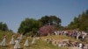 Încetarea luptelor pe durata Jocurilor Olimpice a devenit tradiție în Grecia antică. În imagine: repetiții în Grecia, duminică, 14 aprilie 2024, pentru ceremonia aprinderii focului olimpic. 