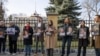 Біля посольства Білорусі у Вільнюсі активісти вимагали звільнення політв’язнів (фото)