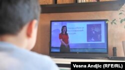 Nastava se zbog pandemije preselila iz školskih klupa u online prostor i televizijske kanale
