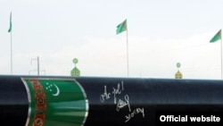 A newly built gas pipeline in Turkmenistan