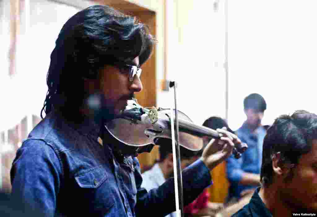 Last year, the institute's orchestra performed a series of concerts in the United States, including at the prestigious John F. Kennedy Center for the Performing Arts in Washington and Carnegie Hall in New York.