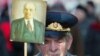 Russians Favor Burying Lenin