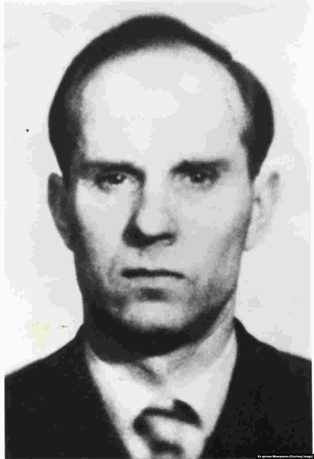 Интс Цалитис (род.1931) - участник латышской подпольной группы, узник сталинских лагерей с 1948 по 1956, политзаключенный с 1958 по 1964 и с 1983 по 1986. 