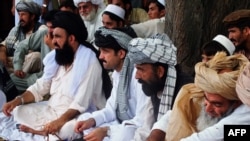 د یو جرګې پخوانی عکس
