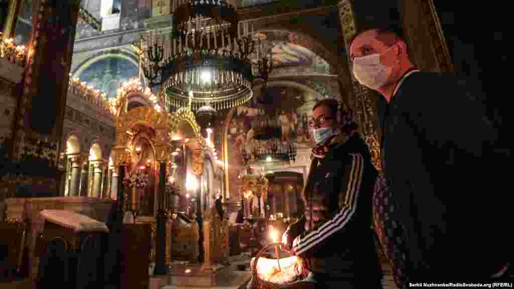St. Vladimir's Cathedral in Kyiv holds Orthodox Easter celebrations on April 18.
