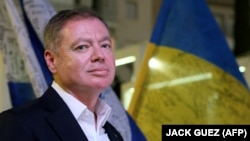Посол України в Ізраїлі Євген Корнійчук на мітингу з нагоди Дня незалежності України. Тель-Авів, Ізраїль, 24 серпня 2022 року
