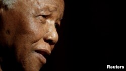Former South African President Nelson Mandela speaking after being conferred with an Honorary Doctorate of Laws at the University of Galway in 2003.