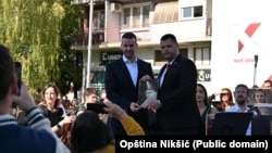 Premijer Milojko Spajić (lijevo) i predsjednik Opštine Marko Kovačević u Nikšiću, oktobar 2024.